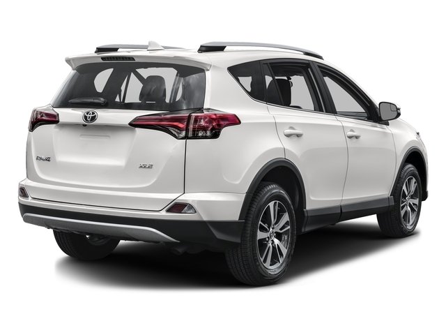2017 Toyota RAV4 XLE photo 2