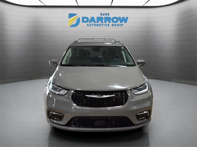 2022 Chrysler Pacifica Touring L photo 8
