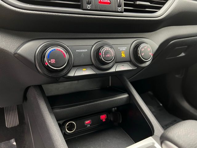 2024 Kia Forte LXS photo 16