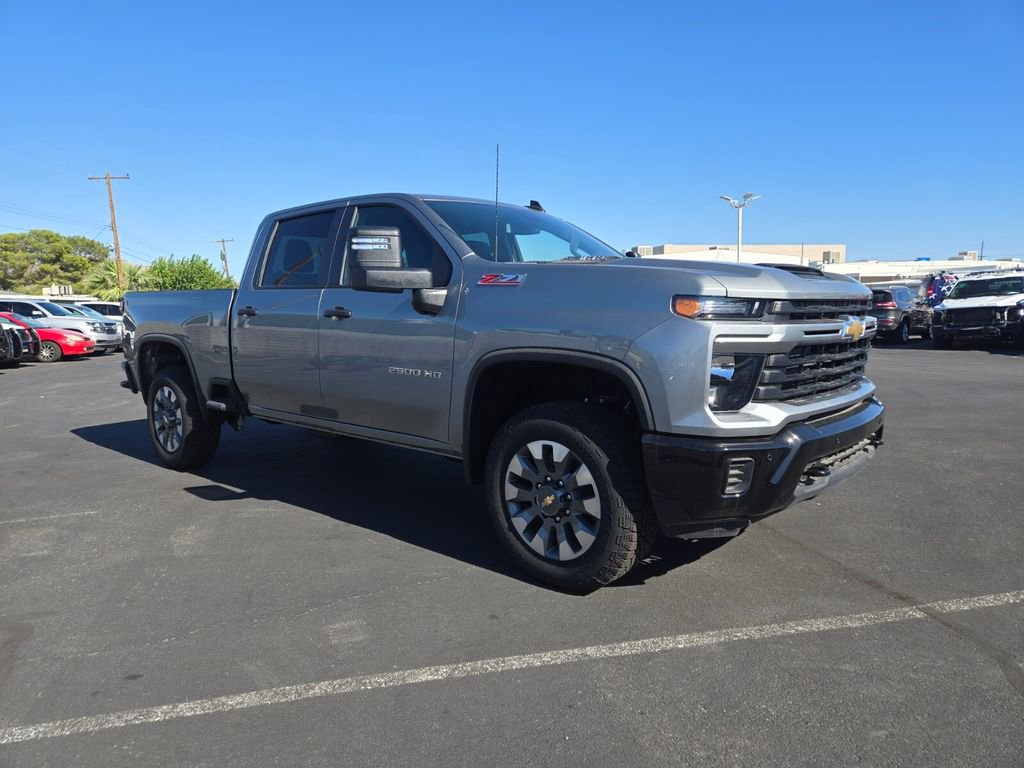 2025 Chevrolet Silverado 2500HD Custom's photo