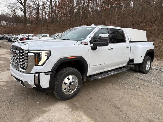 2026 GMC Sierra 3500HD Denali's photo