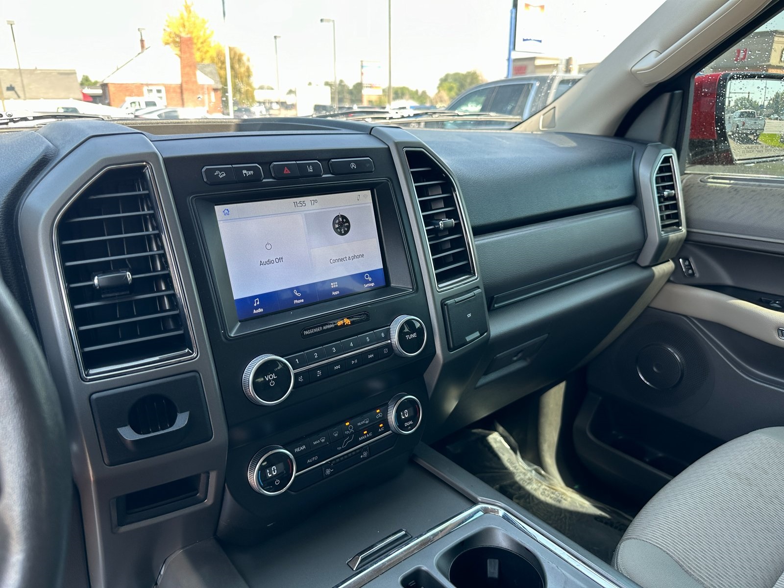 2021 Ford Expedition XLT photo 16