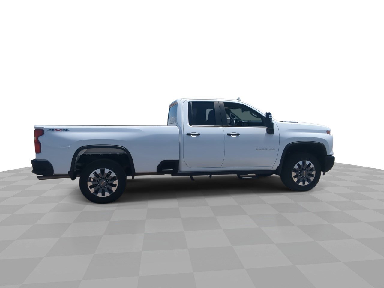 2024 Chevrolet Silverado 2500HD Custom photo 2