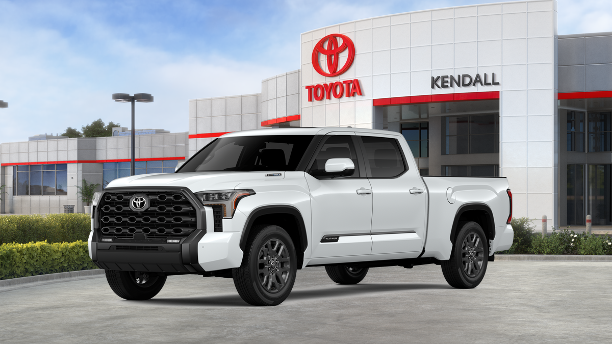 2026 Toyota Tundra Platinum's photo