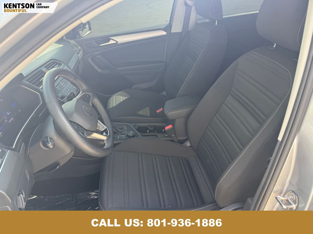 2023 Volkswagen Tiguan S photo 21