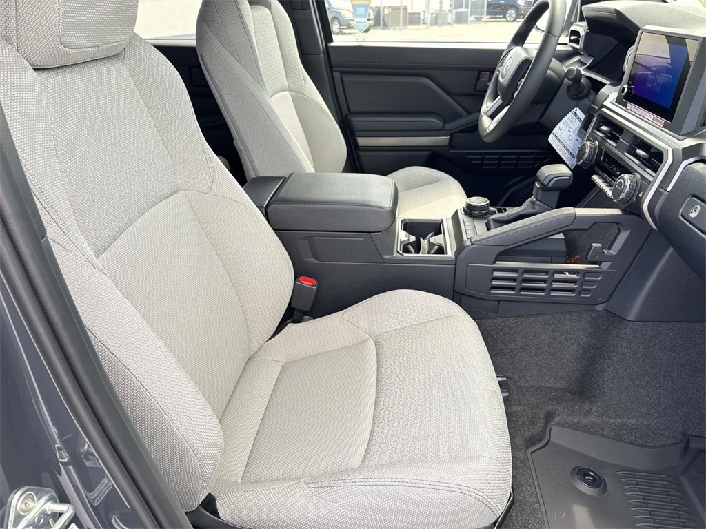 2025 Toyota 4Runner SR5 photo 10