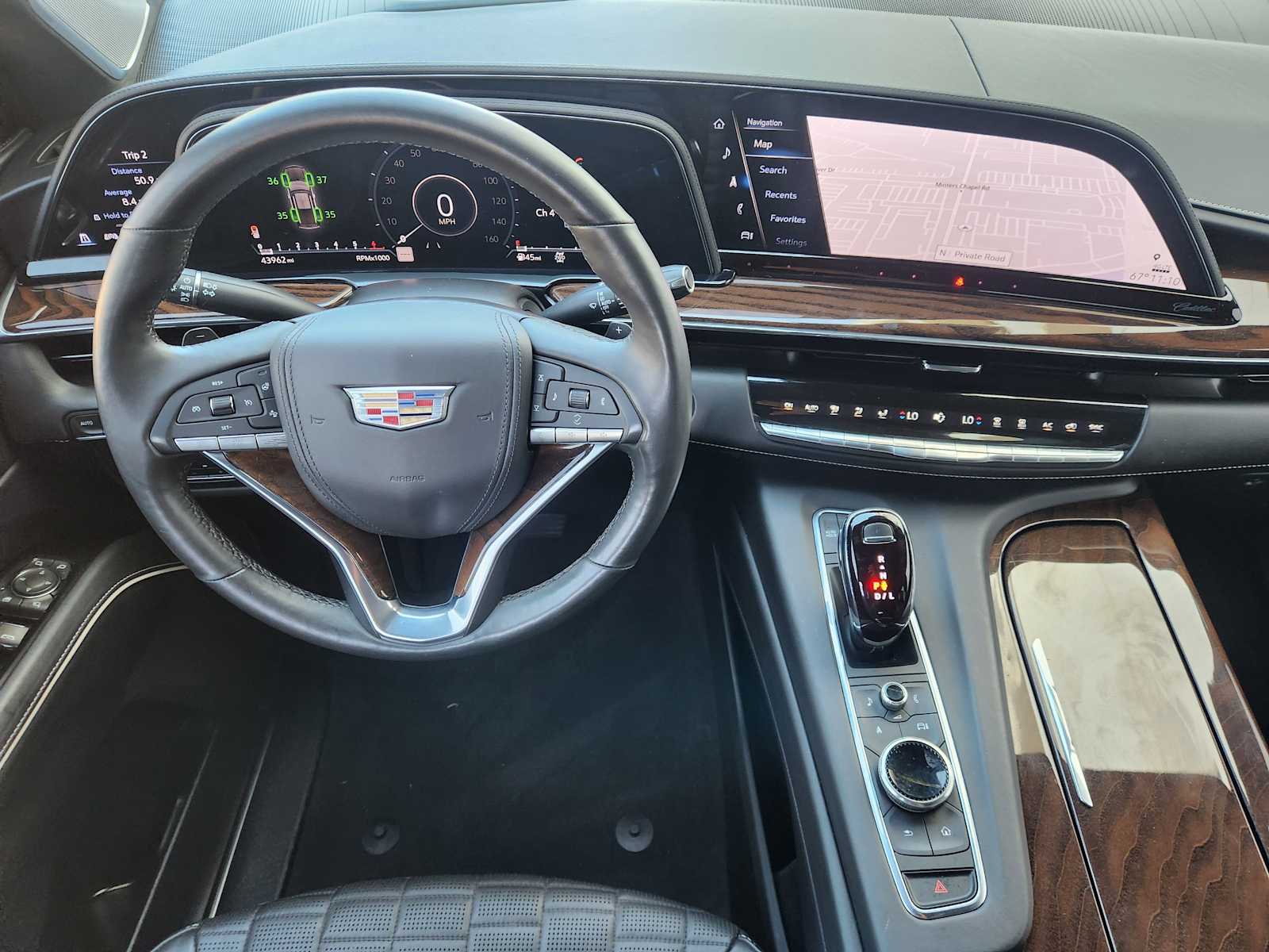 2023 Cadillac Escalade ESV Sport Platinum photo 23