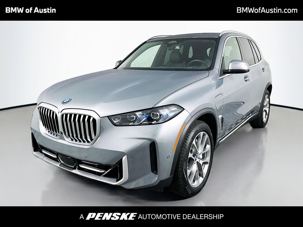 2025 BMW X5 50e's photo
