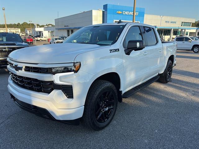 2026 Chevrolet Silverado 1500 RST photo 3