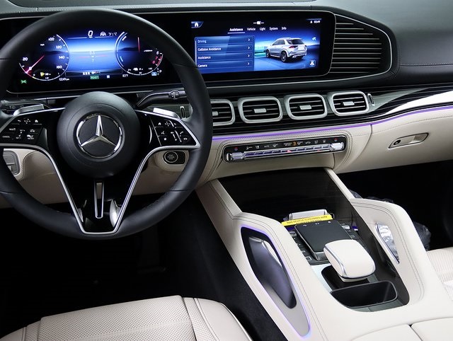 2026 Mercedes Benz GLE 450 4MATIC photo 16