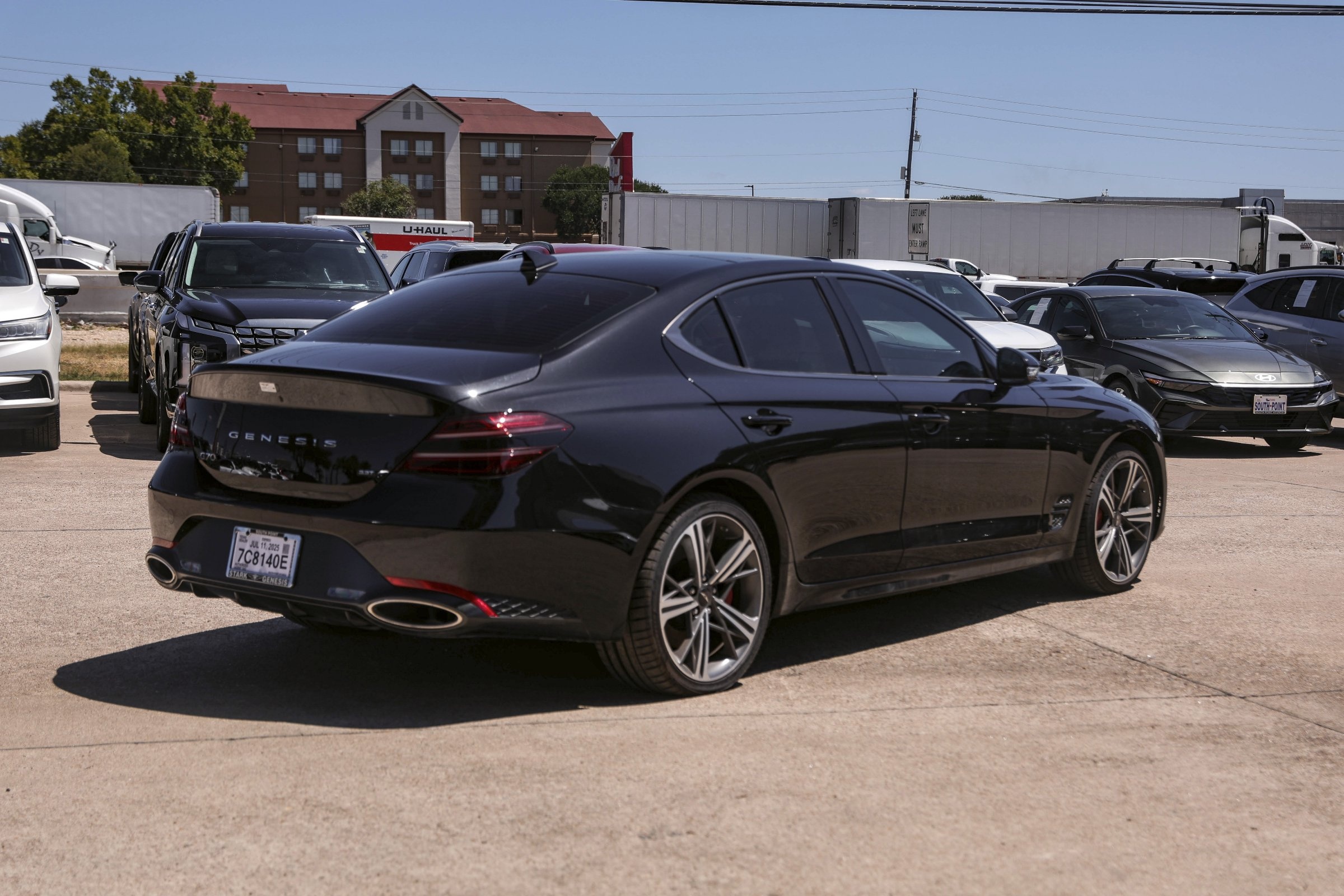 2025 Genesis G70 3.3T Sport Advanced photo 4