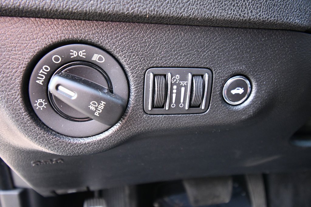 2023 Dodge Charger SXT photo 18