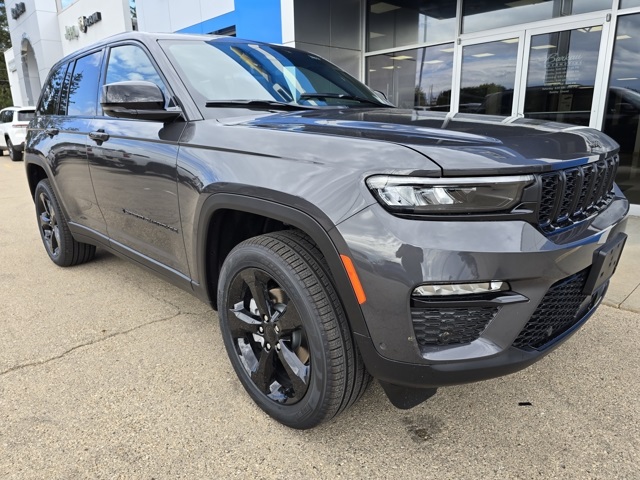 2025 Jeep Grand Cherokee Limited's photo