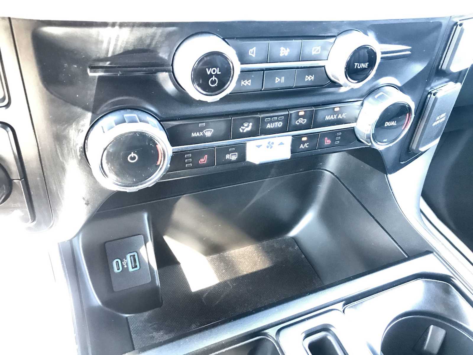 2023 Ford F-150 XLT photo 18