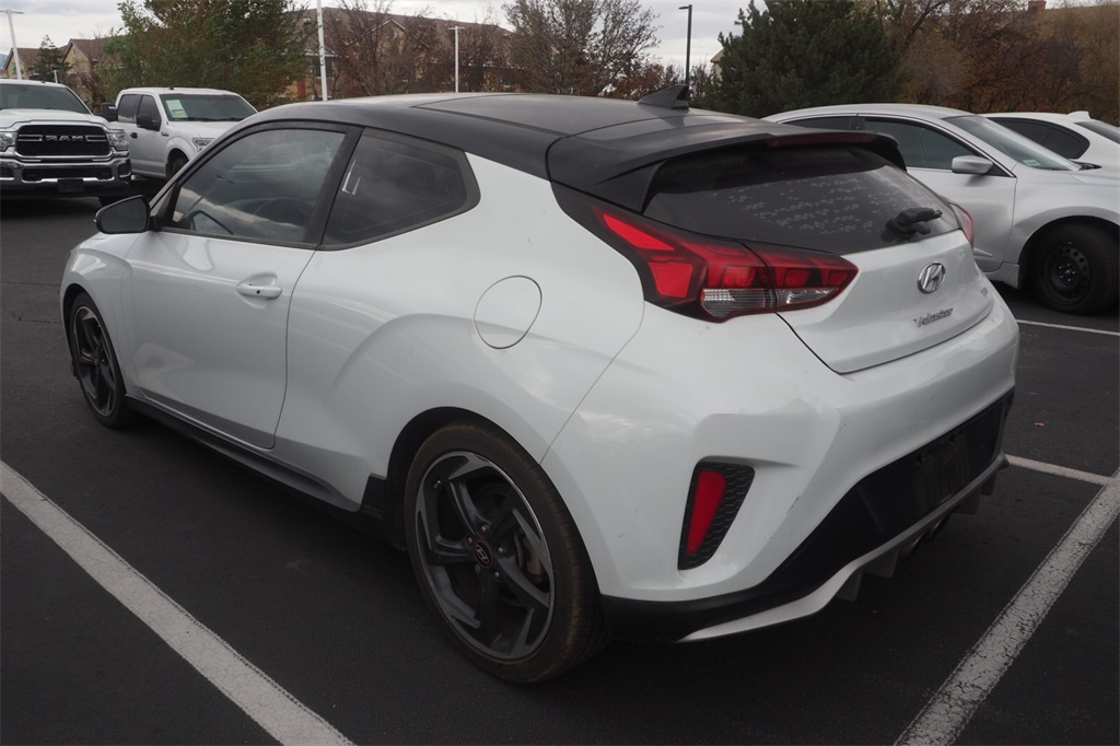2019 Hyundai Veloster R-Spec Turbo Ultimate photo 4