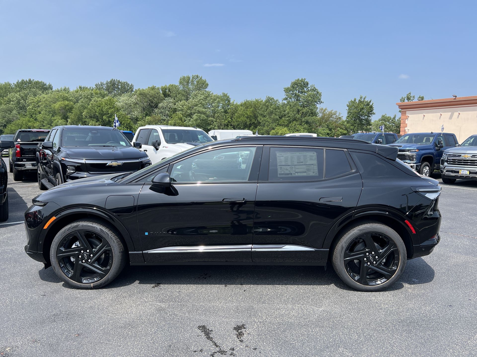 2025 Chevrolet Equinox EV 3RS photo 2