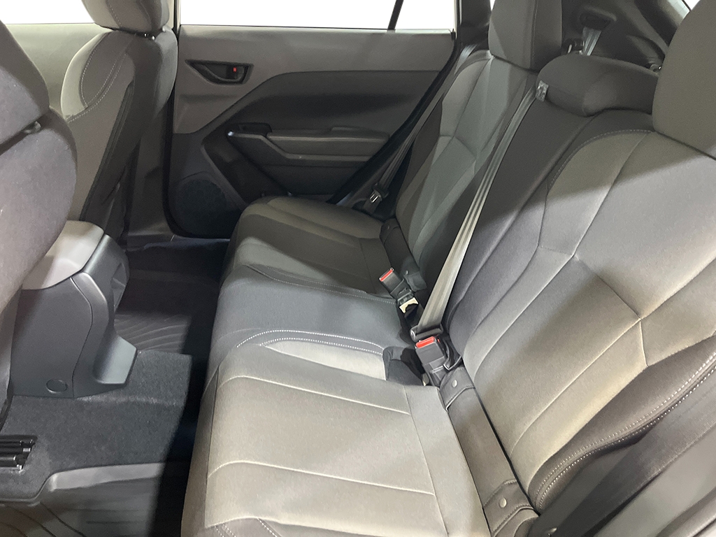 2025 Subaru Crosstrek Base photo 13