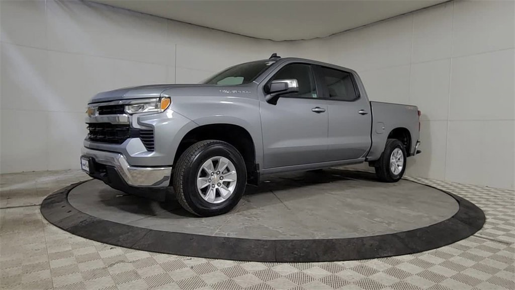 2025 CHEVROLET SILVERADO - Image 9