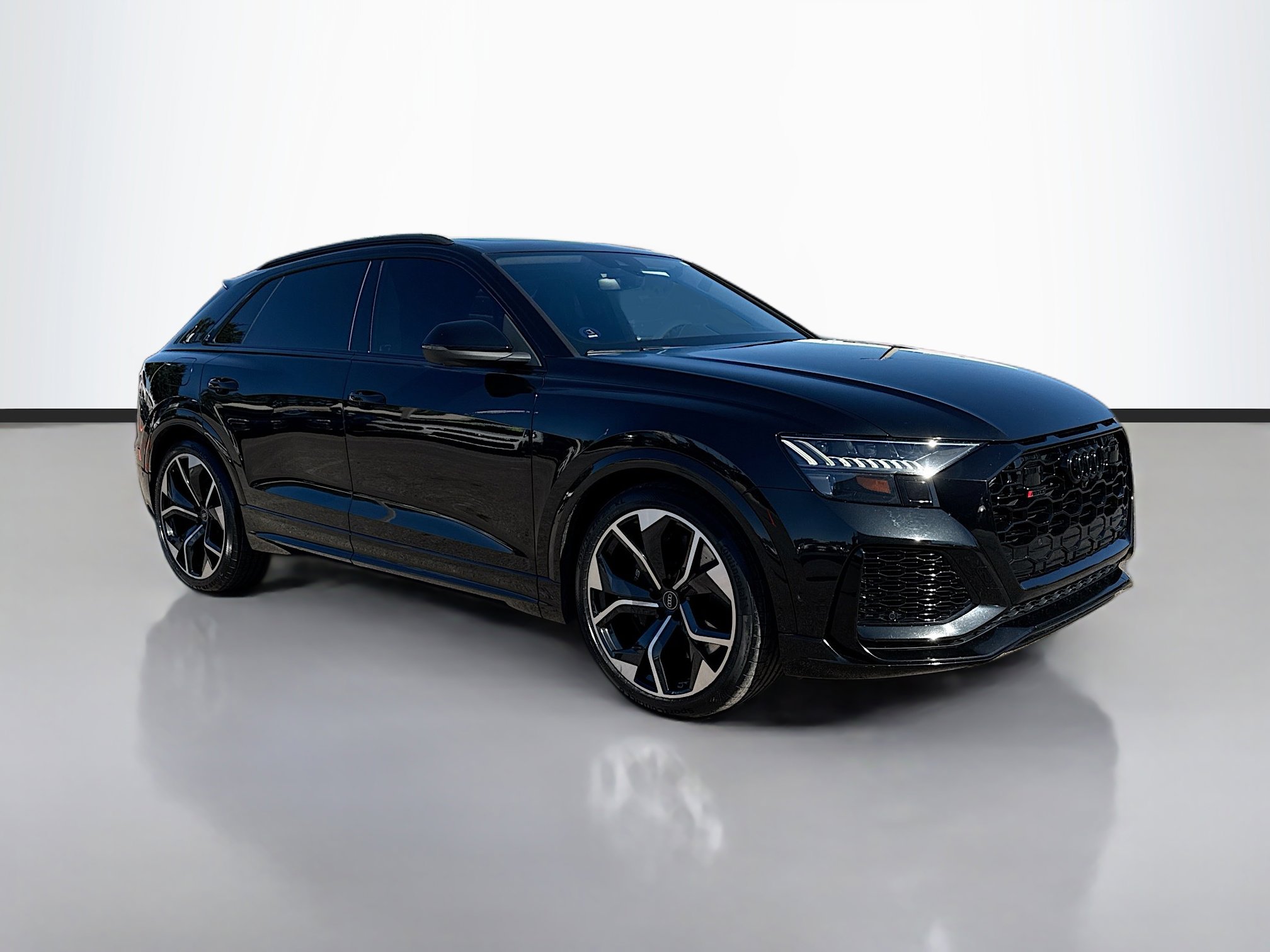 2022 Audi RS Q8 Base's photo