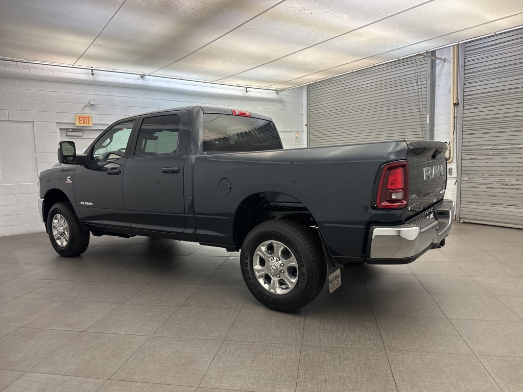 2025 Ram 2500 Big Horn photo 6