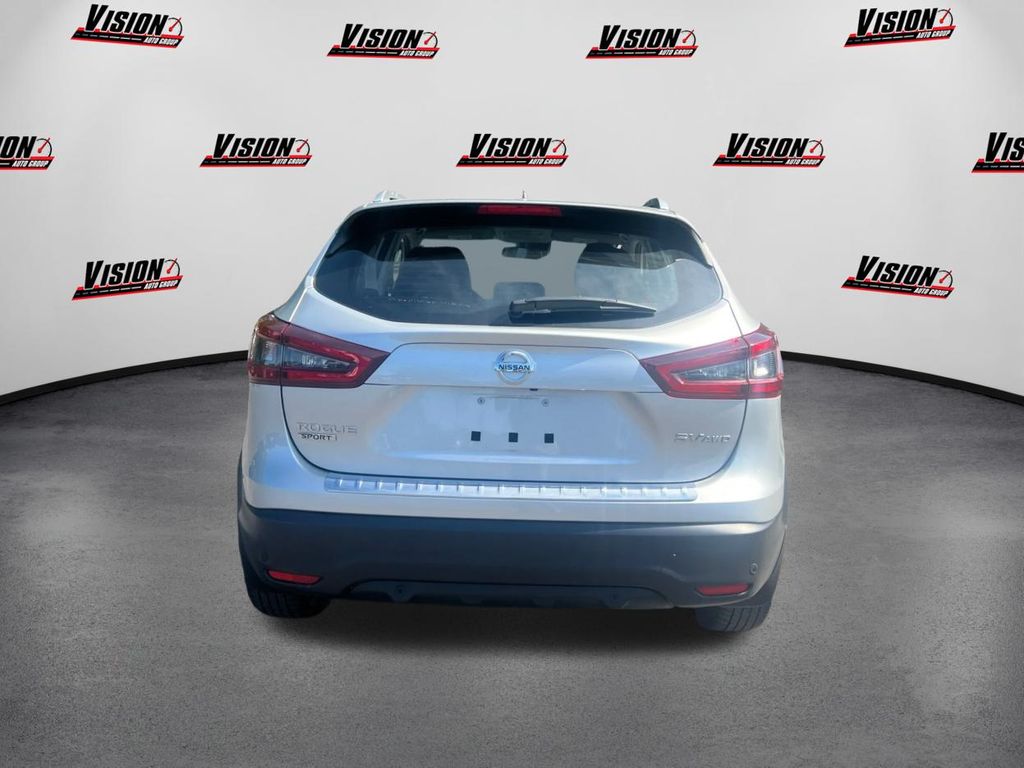 2022 Nissan Rogue Sport SV photo 6