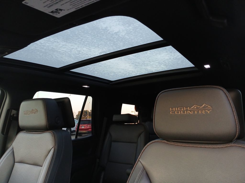 2024 Chevrolet Tahoe High Country photo 19