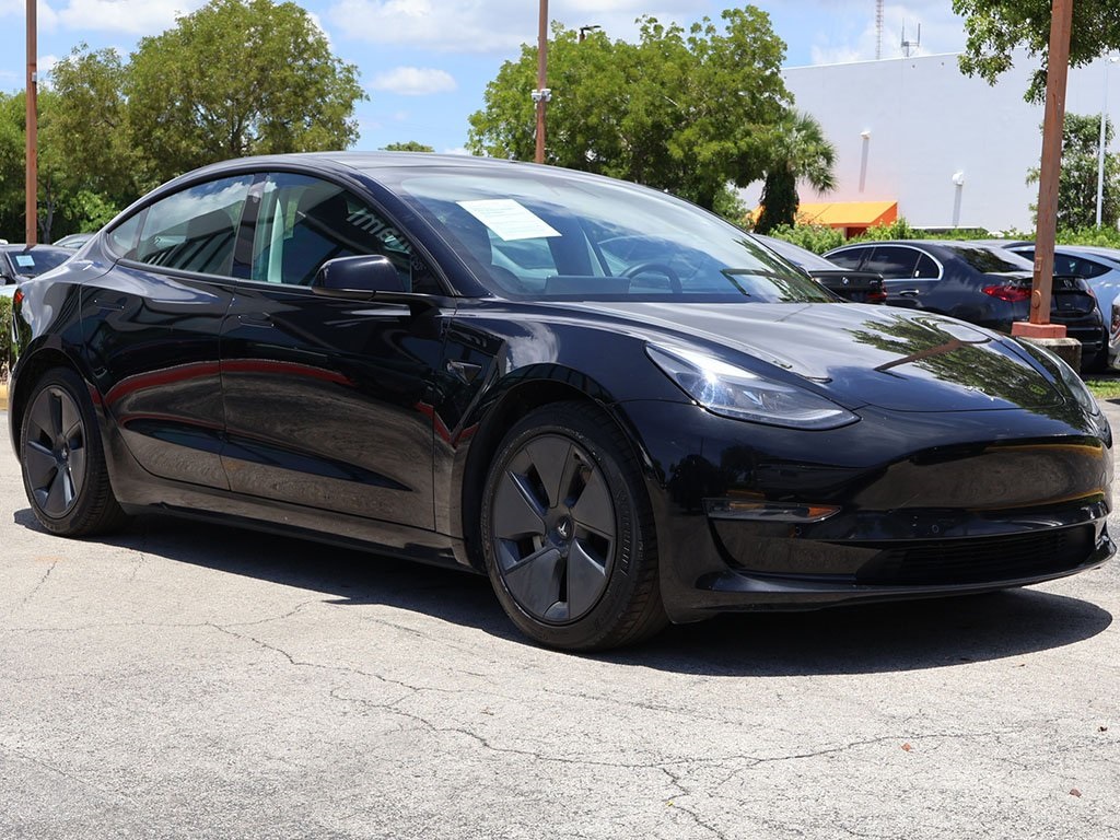 Used 2021 Tesla Model 3 Base with VIN 5YJ3E1EA8MF096781 for sale in Miami, FL
