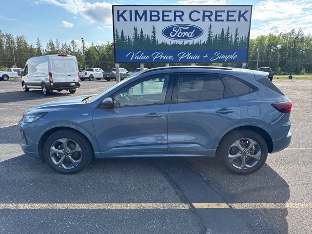 Used 2023 Ford Escape ST-Line with VIN 1FMCU9MN7PUB45479 for sale in Pine River, Minnesota