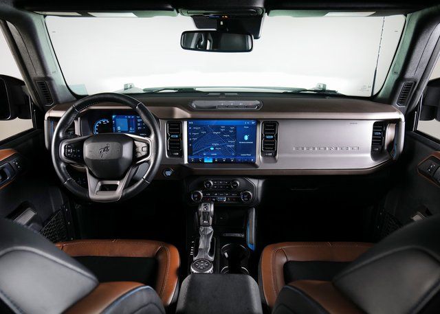 2023 Ford Bronco Outer Banks photo 4