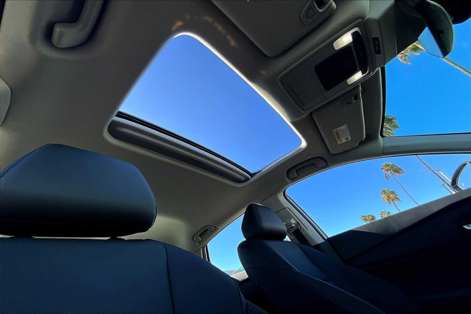 2024 Honda Accord Hybrid EX-L photo 12