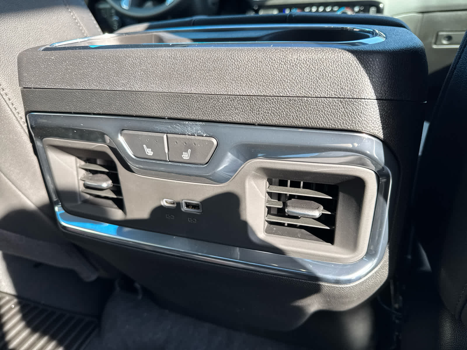 2026 Chevrolet Silverado 2500HD LTZ photo 8