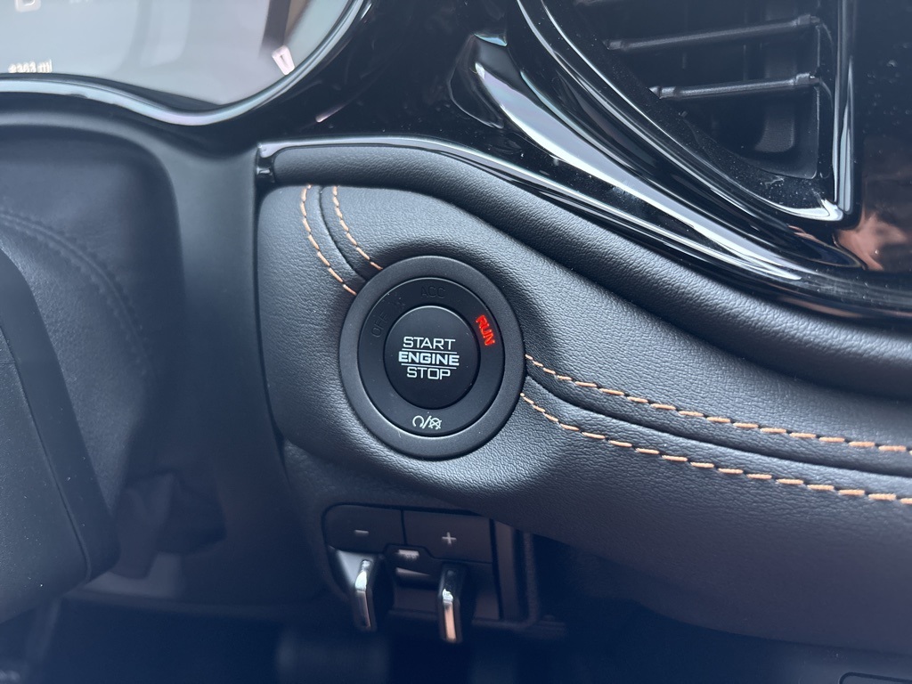 2025 Dodge Durango R/T photo 15