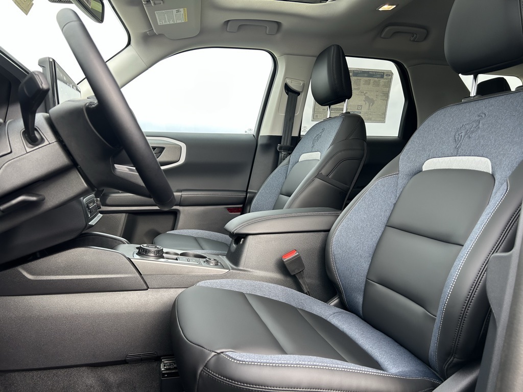 2025 Ford Bronco Sport Outer Banks photo 18