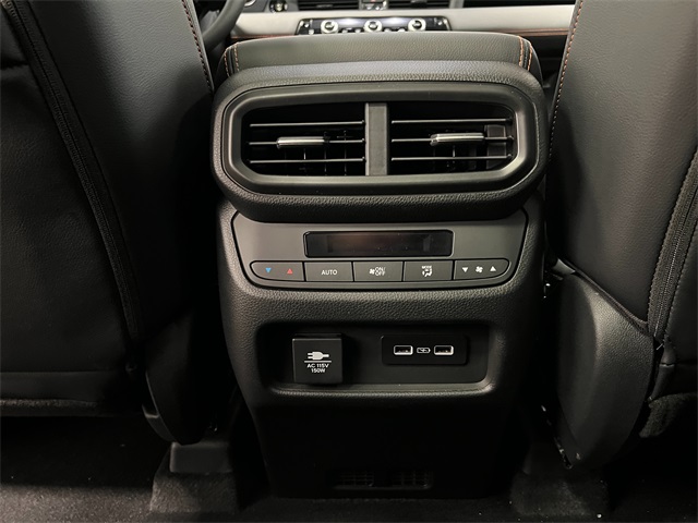 2025 Honda Pilot TrailSport photo 28