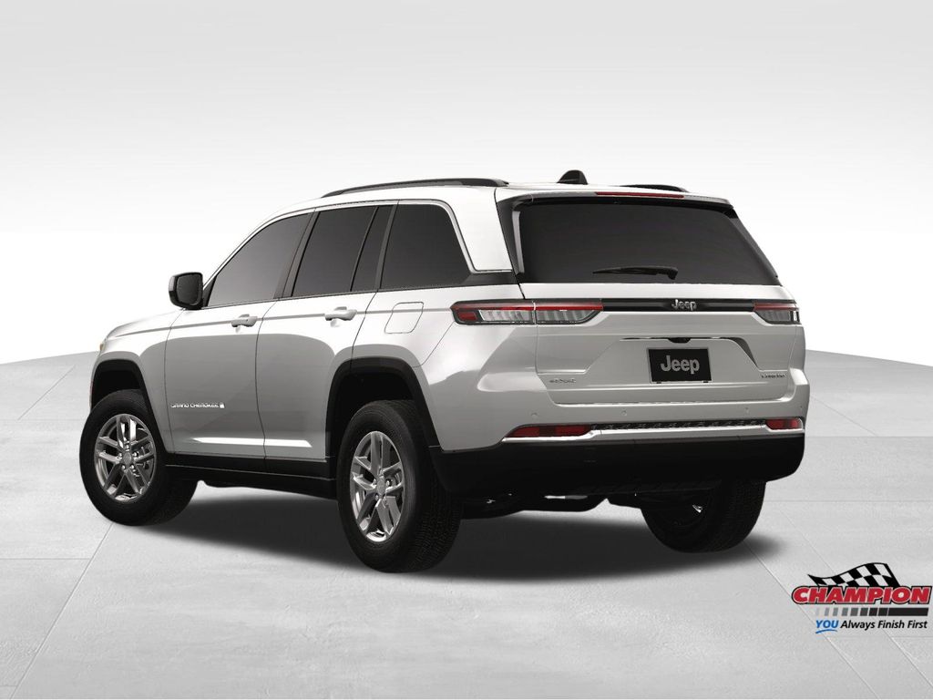 2024 Jeep Grand Cherokee Laredo X photo 4