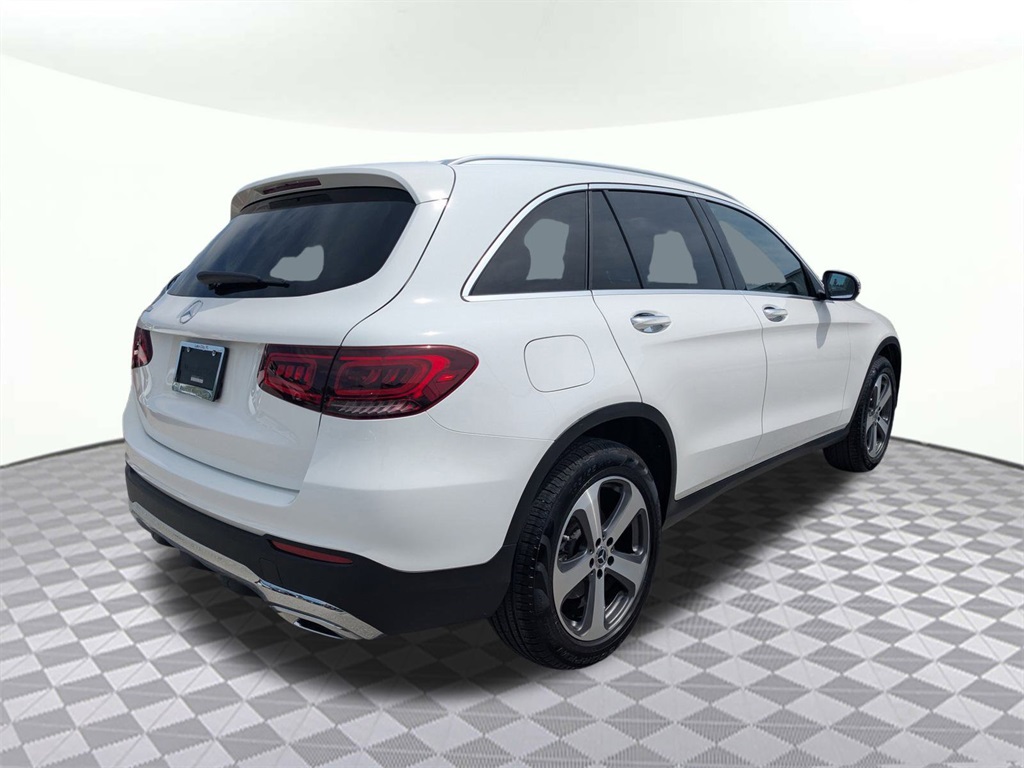 2020 Mercedes Benz GLC 300 photo 3