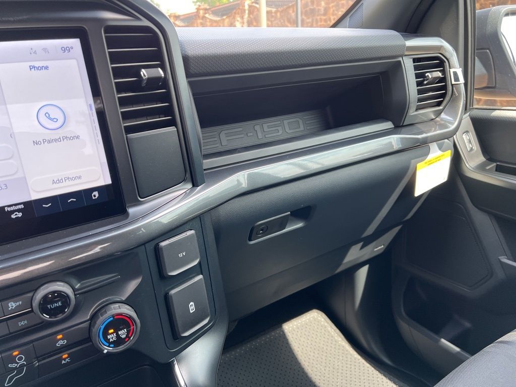 2025 Ford F-150 STX photo 13