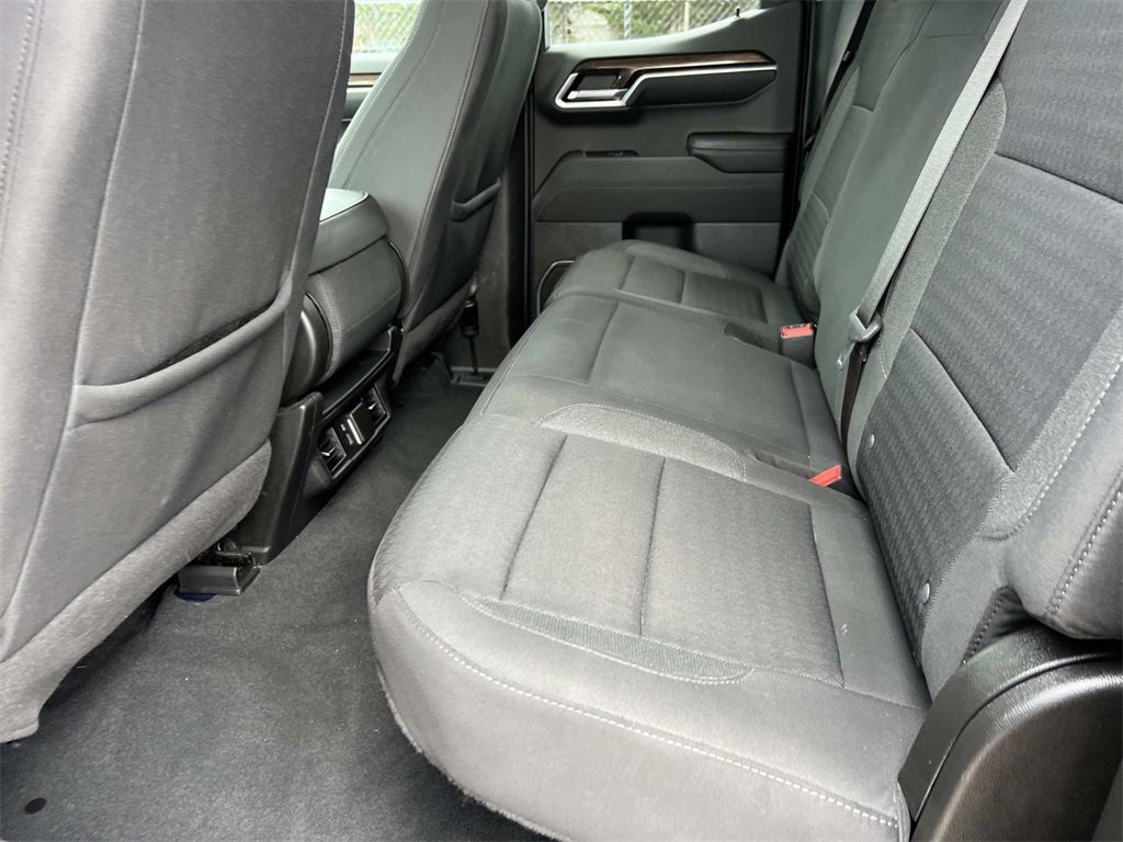 2022 Chevrolet Silverado 1500 LT photo 9