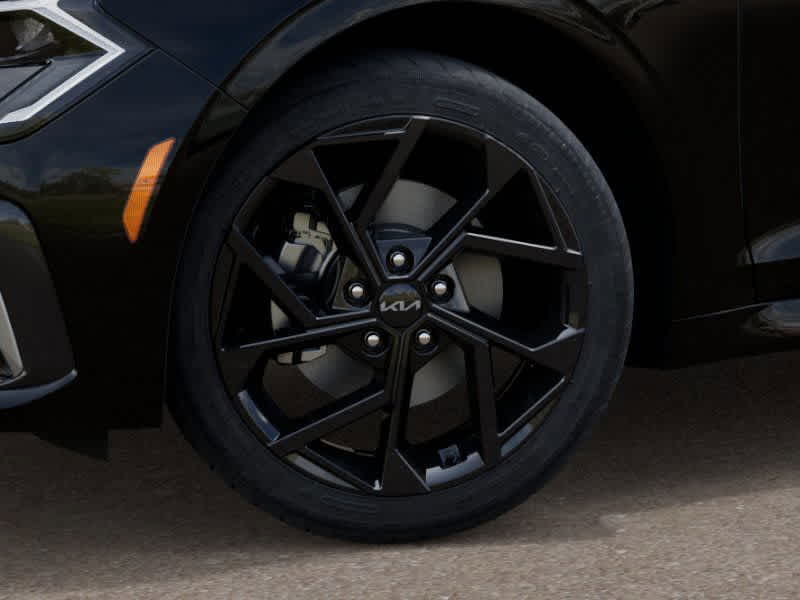 2026 Kia K5 GT-Line photo 8