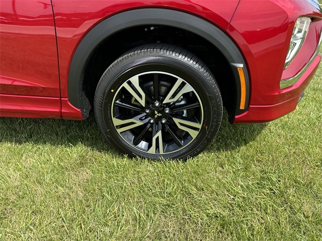 2024 Mitsubishi Eclipse Cross SEL photo 9