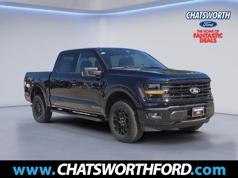 2025 Ford F-150 XLT's photo