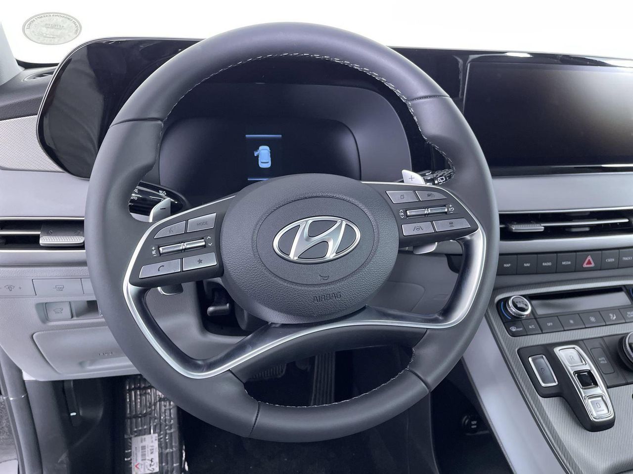 2025 Hyundai Palisade SEL photo 13