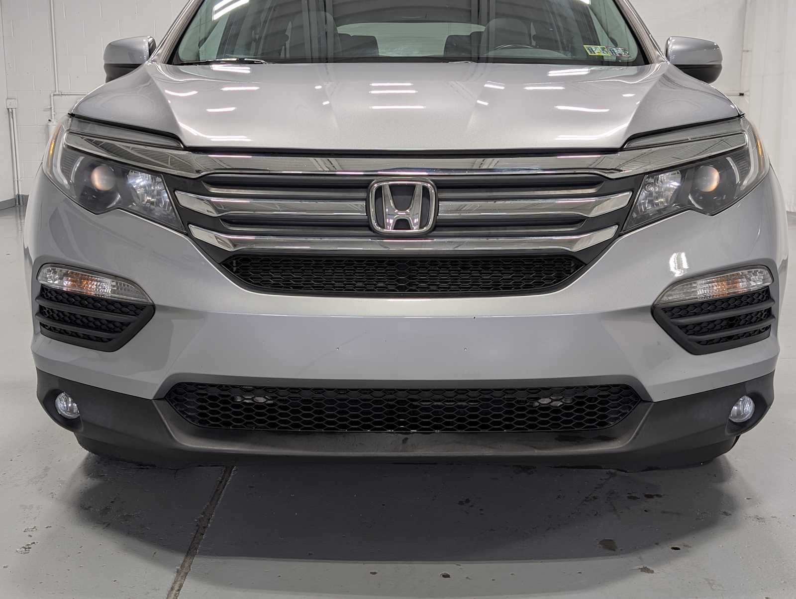 2016 Honda Pilot EX-L photo 2