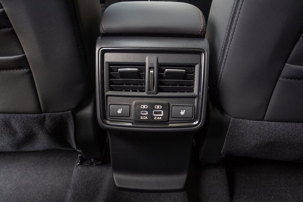 2025 Subaru Forester Touring photo 18