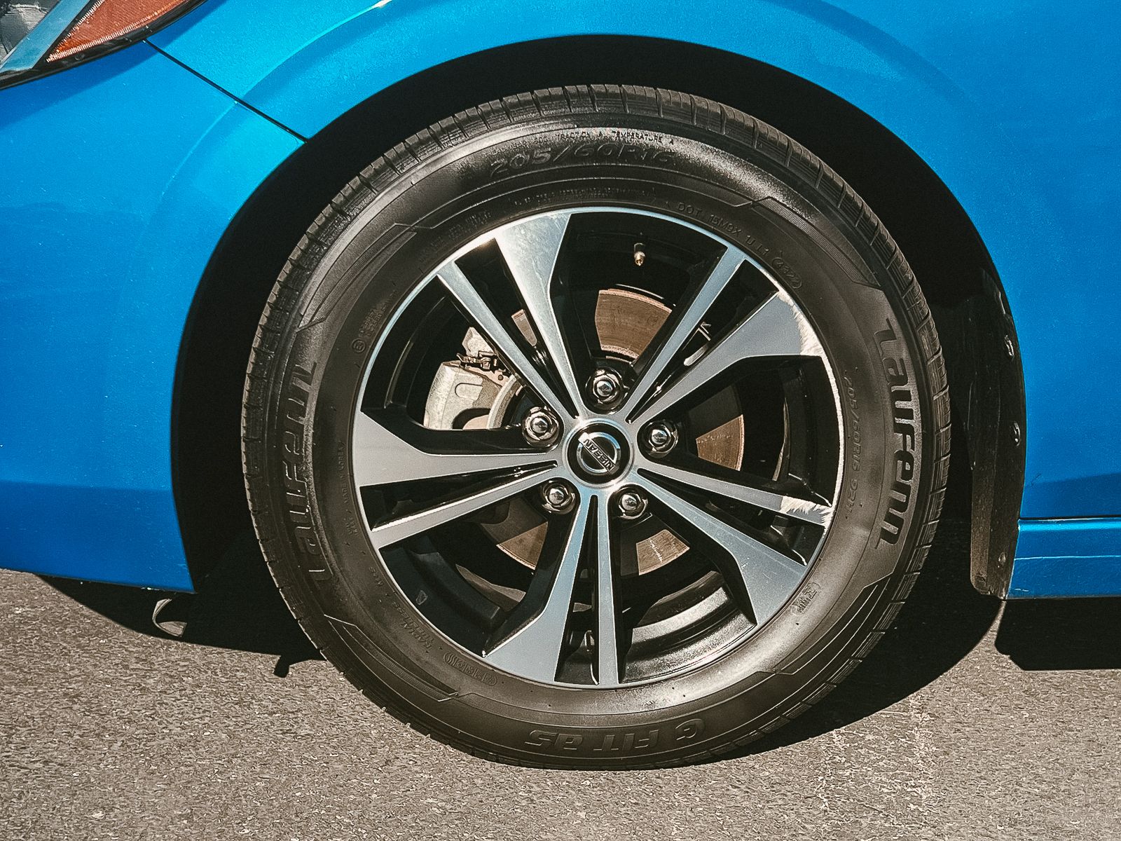 2021 Nissan Sentra SV photo 3