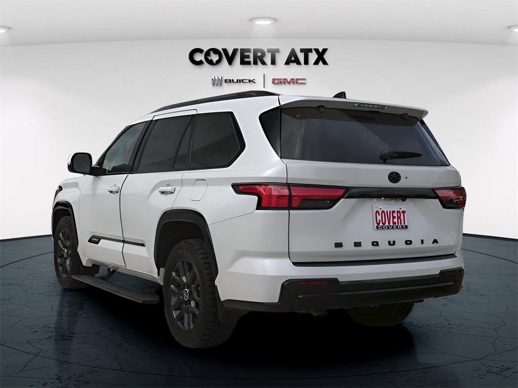 2024 Toyota Sequoia Platinum photo 3