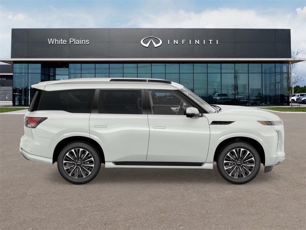 2026 Infiniti QX80 Luxe photo 3