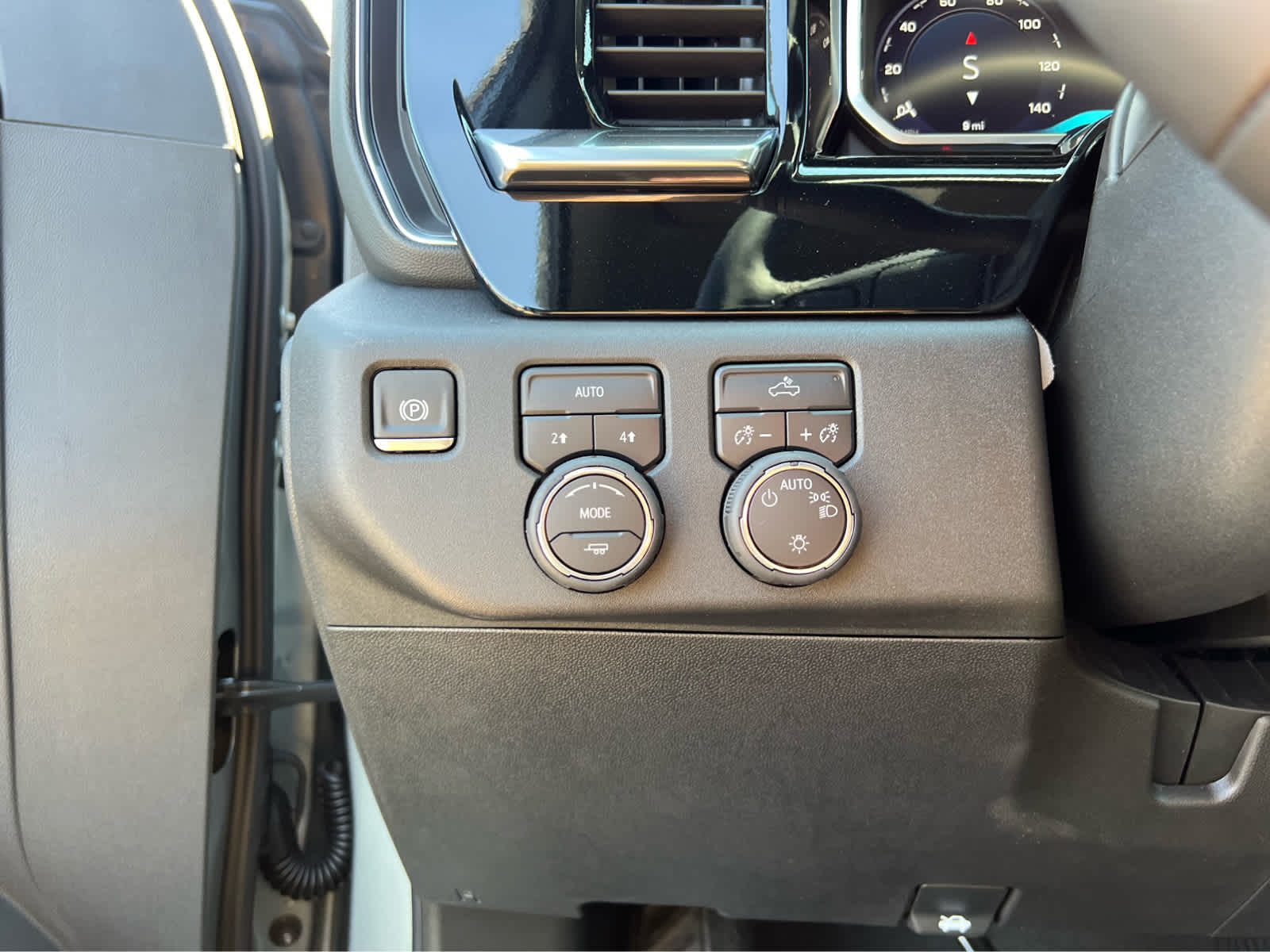 2026 Chevrolet Silverado 1500 LT photo 16