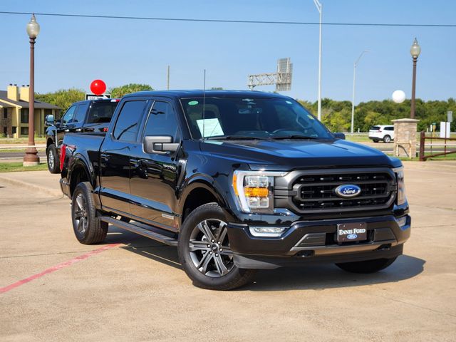 2023 Ford F-150 XLT photo 2