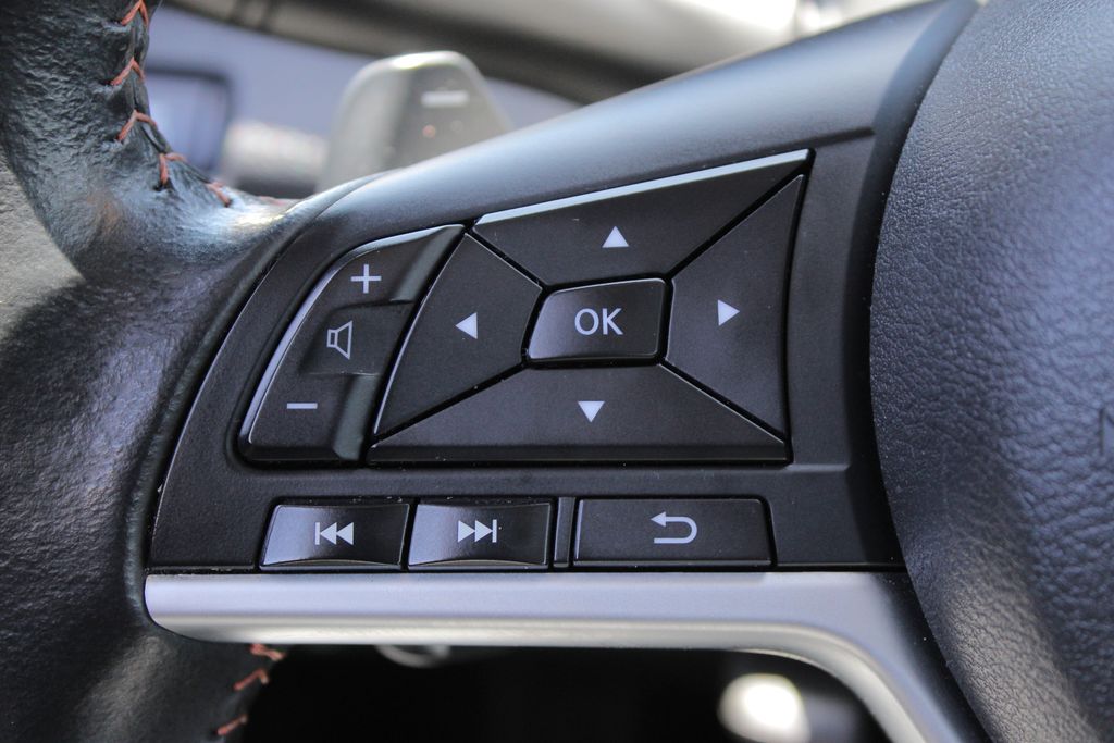 2022 Nissan Altima 2.5 SR photo 21